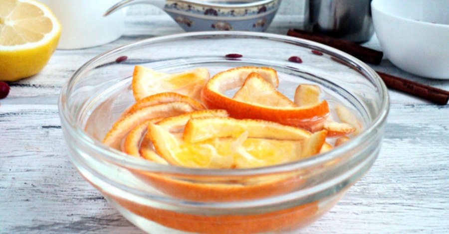 Черный чай на мандариновых корках