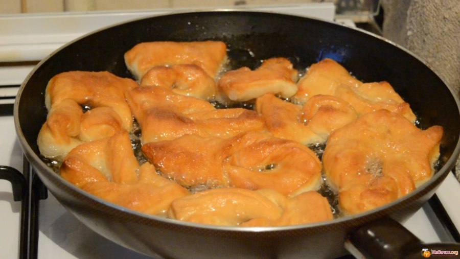 Орешки в тесте
