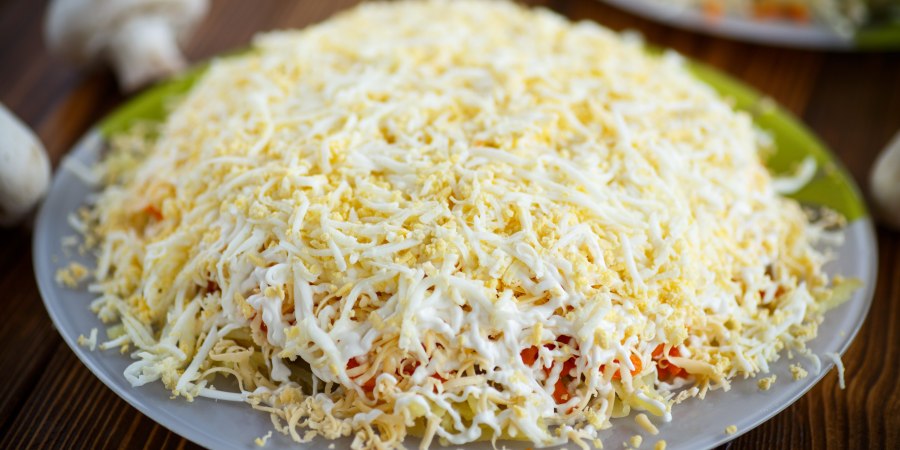 Салат невеста с ананасом и курицей