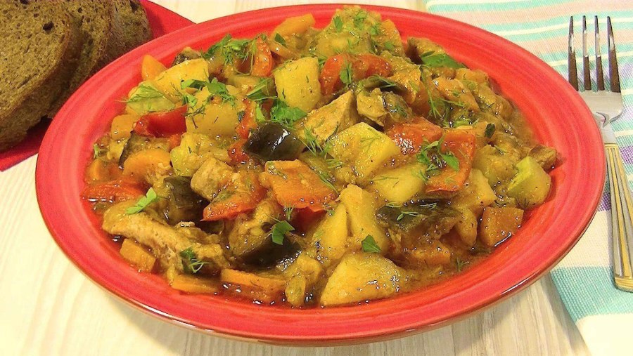 Рагу овощное с кабачками и картофелем