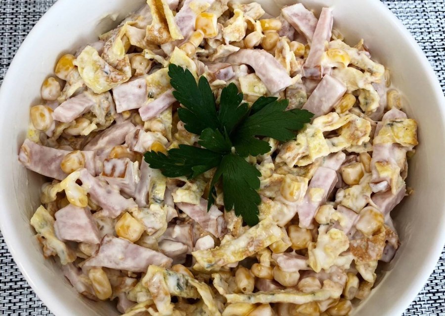 Салат с лавашом и курицей