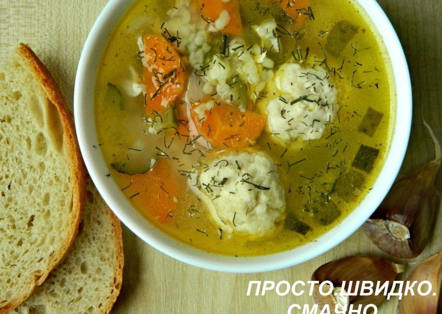 Рассольник с булгуром и солеными огурцами