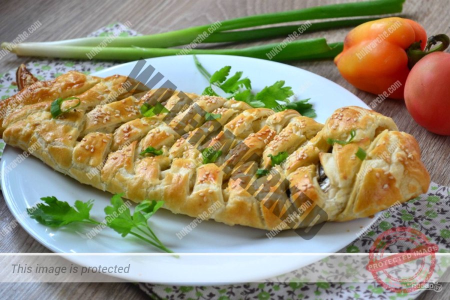 Плацинда из лаваша с творогом