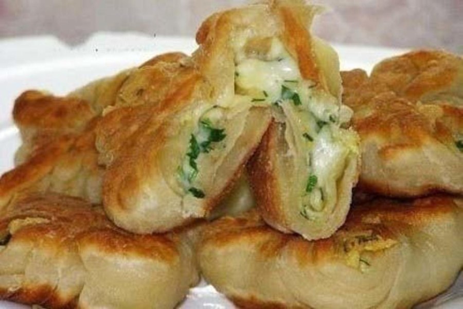 Кефирные конвертики с сыром