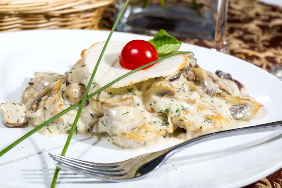 Пюре с мясом и грибами