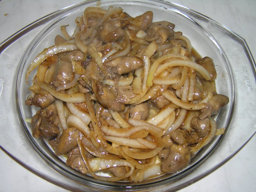 Шашлык из куриных сердечек по-грузински