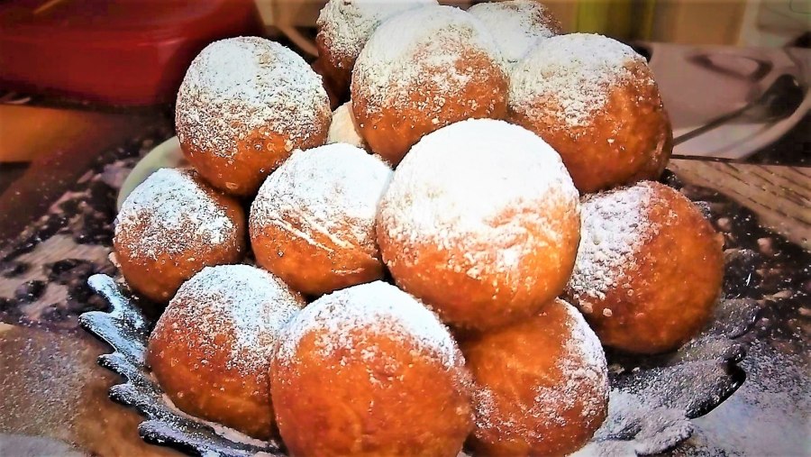 Пончики в масле
