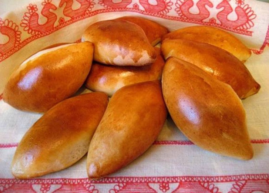 Печеные пирожки с картошкой
