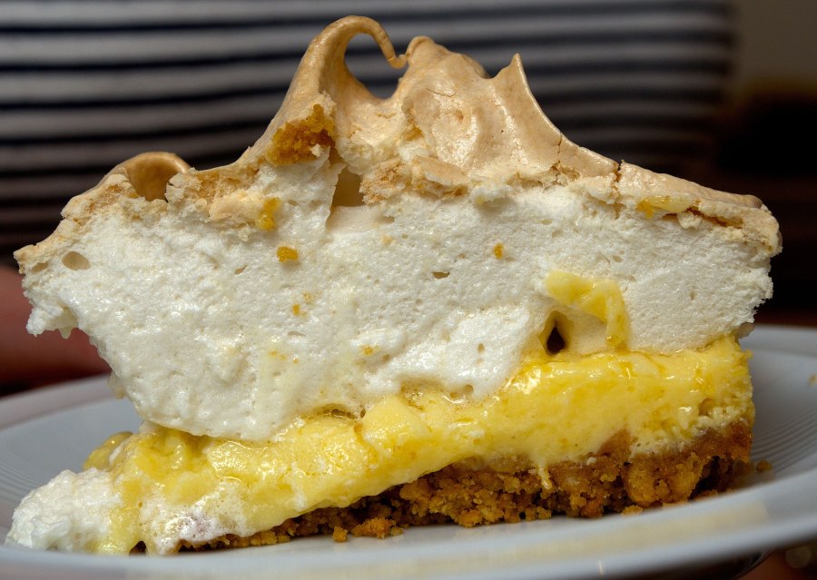 Meringue pie