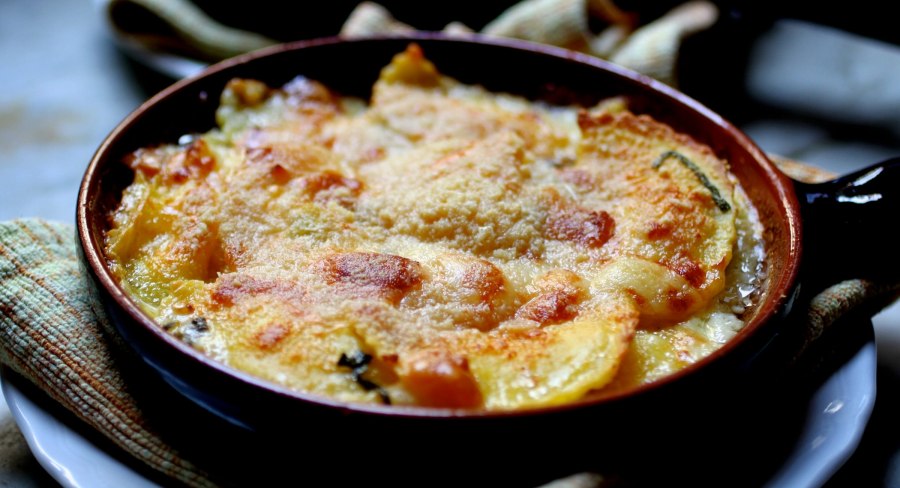 Пельмени запеченные с сыром