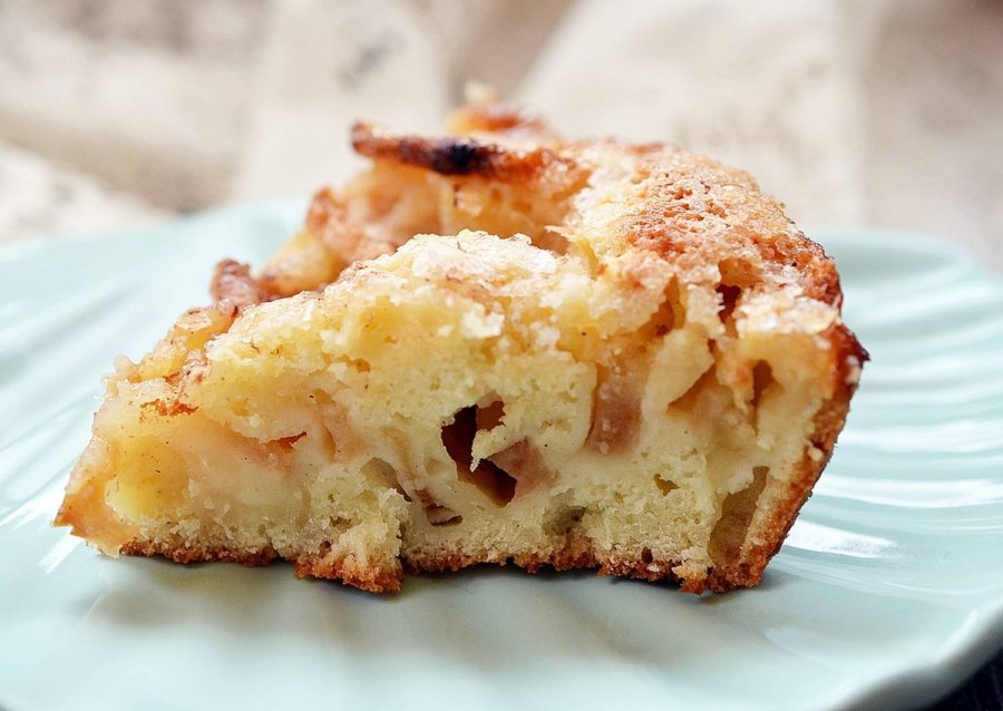 Шарлотка с хрустящей корочкой