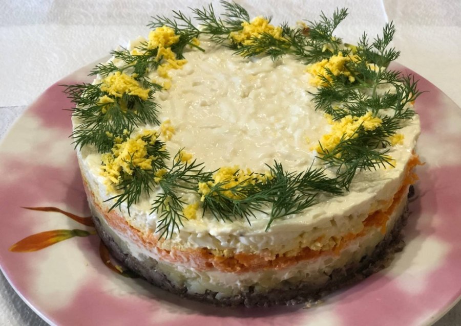Салат Меймоза украшение