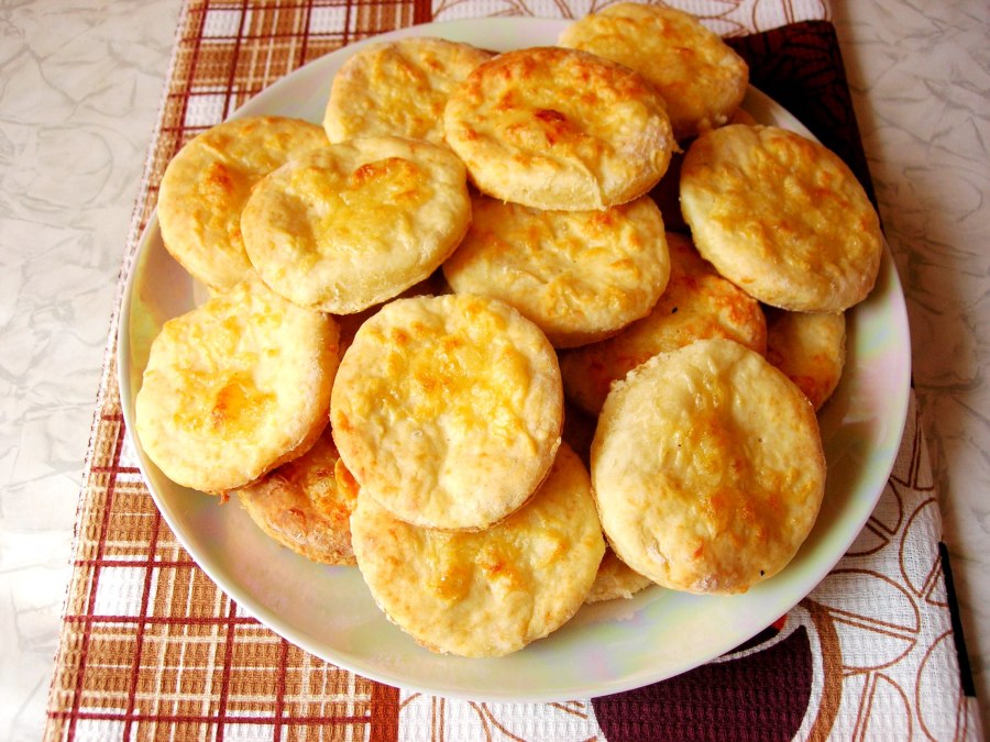 Сырная лепешка