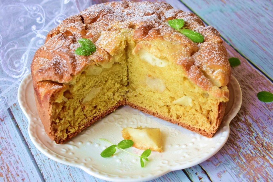 Шарлотка к чаю