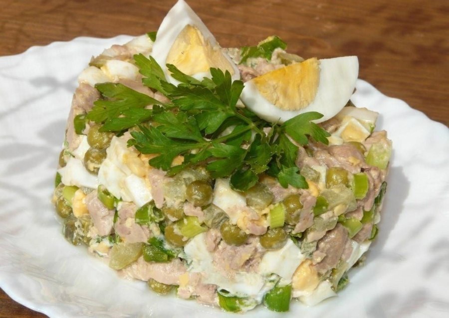Салат с печеннью ьонски