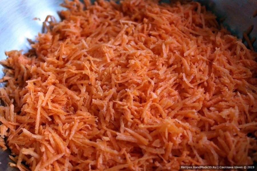 Салат с изюмом