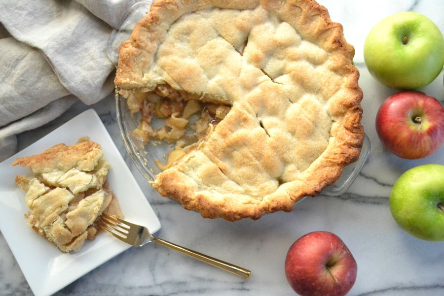 Apple pie (яблочный пирог)