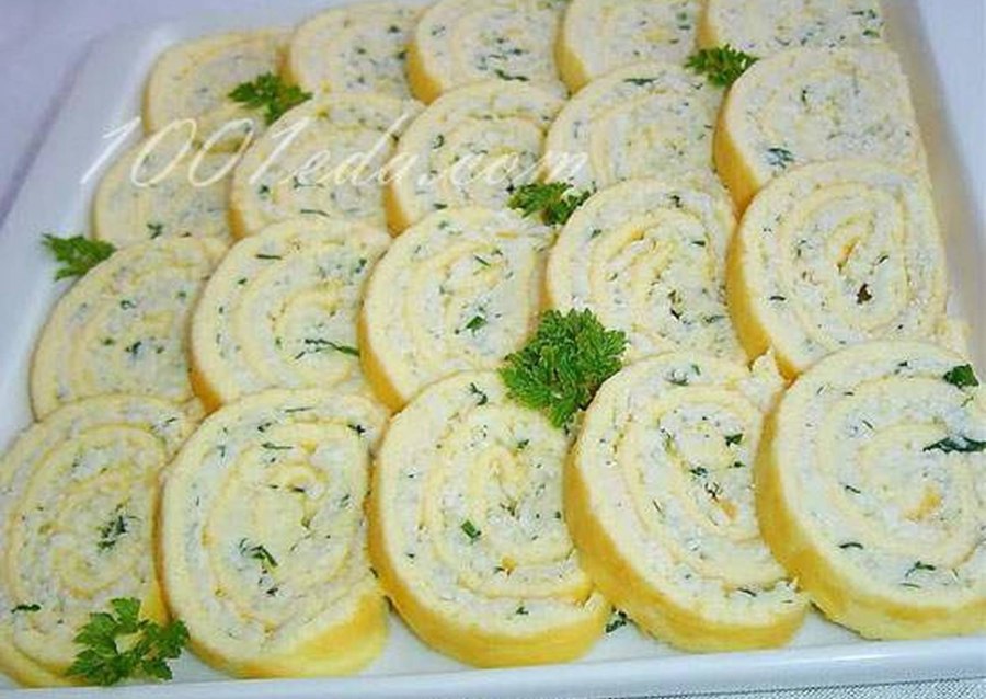 Яично сырный рулет
