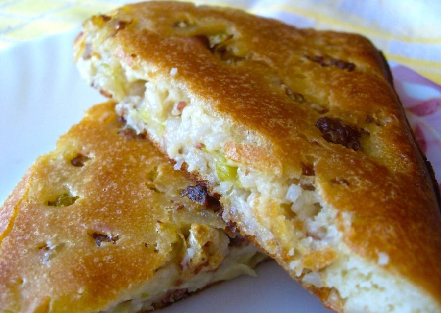 Заливной пирог с капустой и фаршем