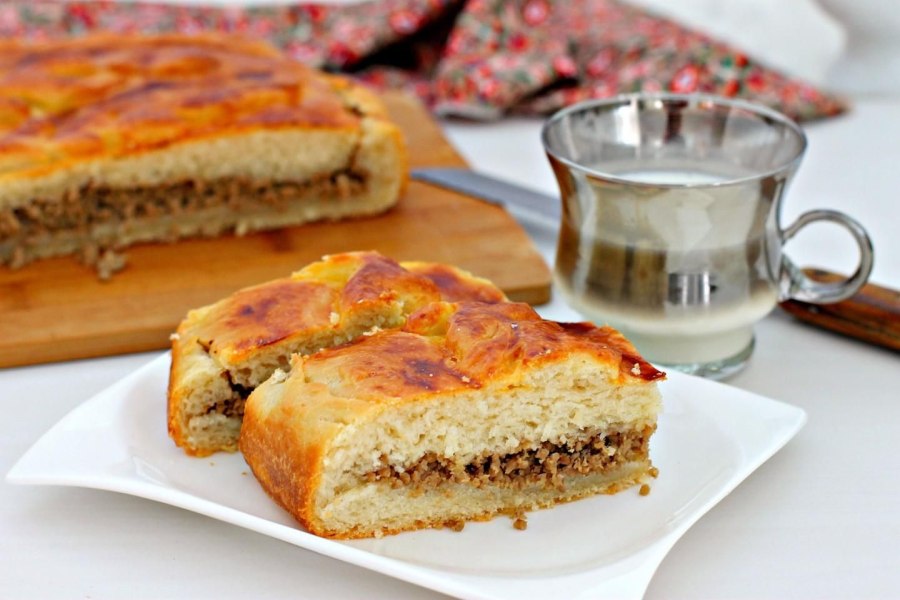 Аппетитный пирог с мясом