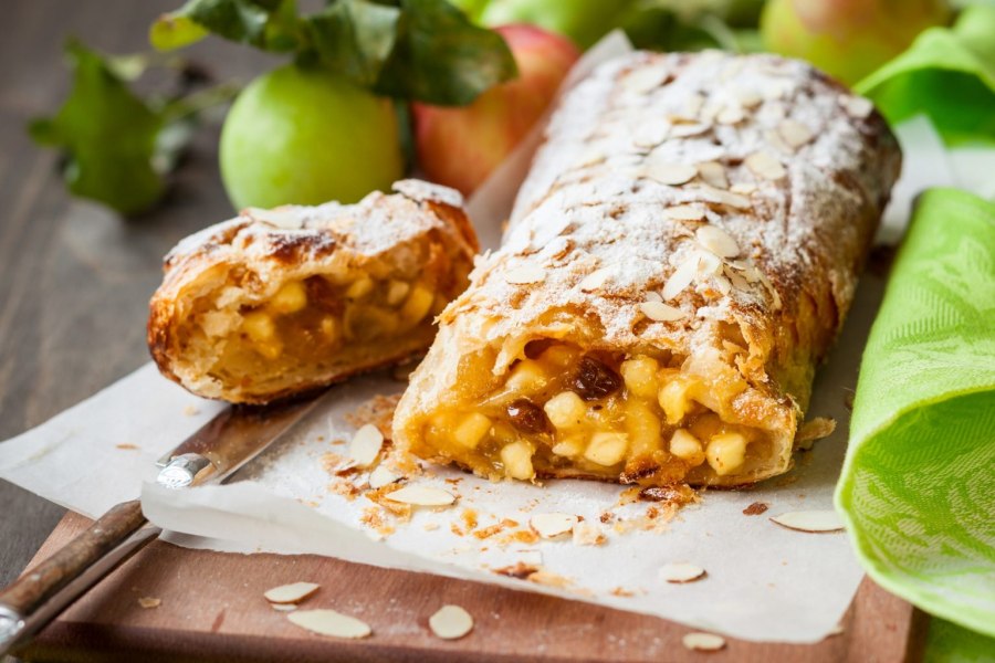 Яблочный штрудель (Apfelstrudel)