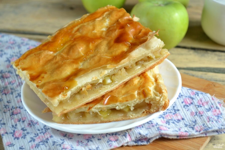 Закрытый яблочный пирог