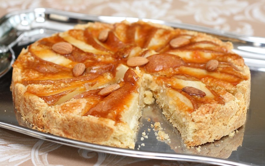 Творожный пирог с яблоками