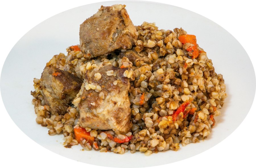 Гречневая каша с мясной подливой