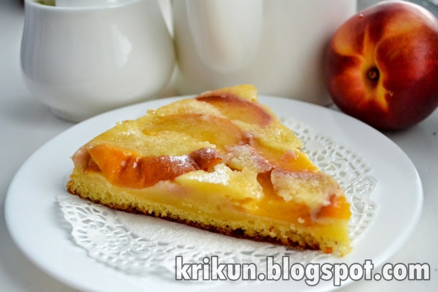 Песочный пирог с нектаринами