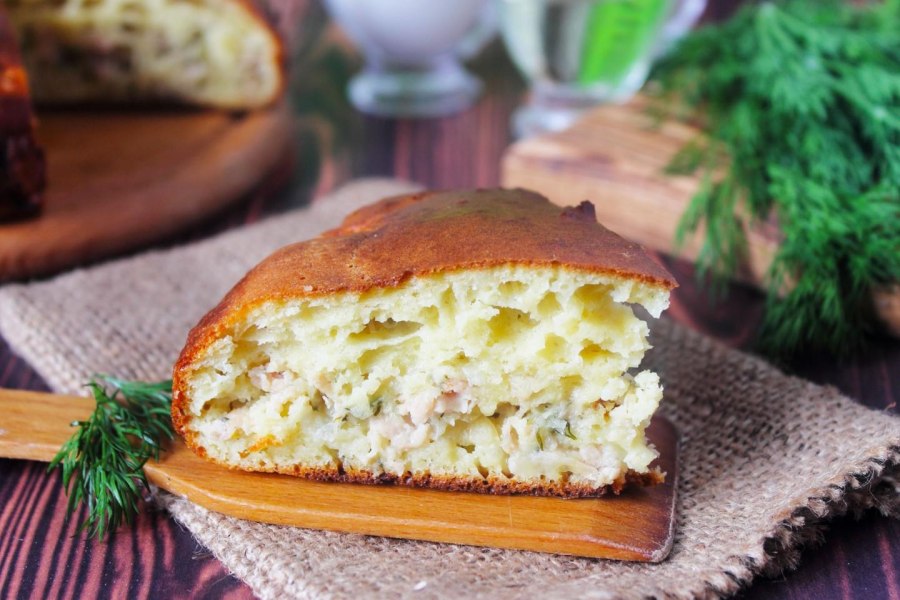 Заливной пирог с кабачками