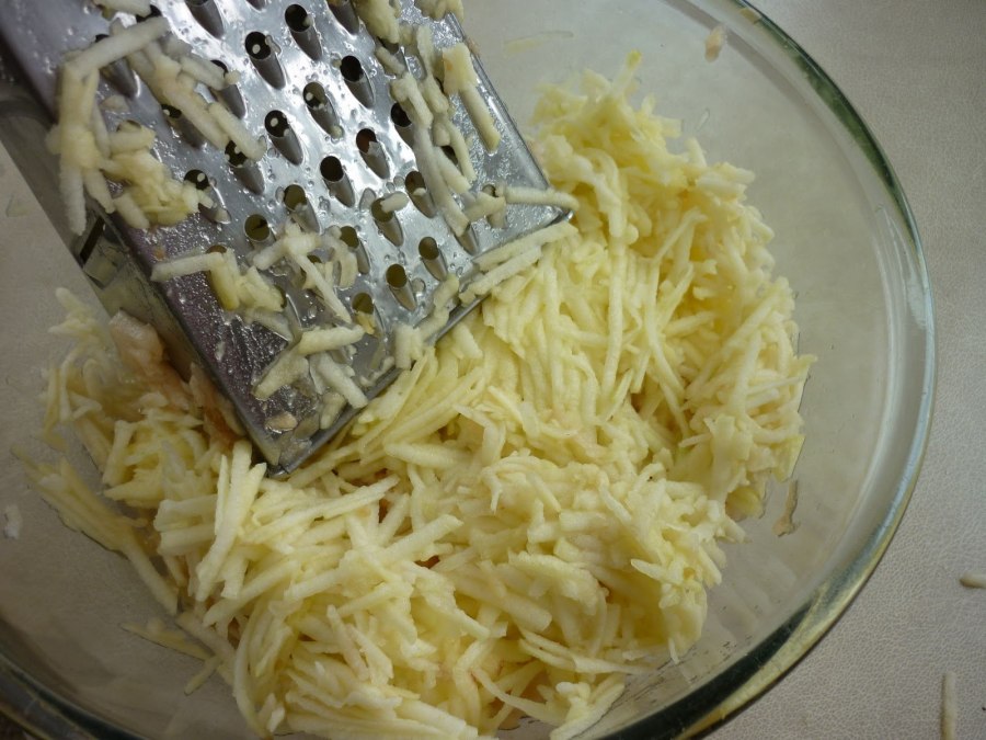 Картофель на мелкой терке