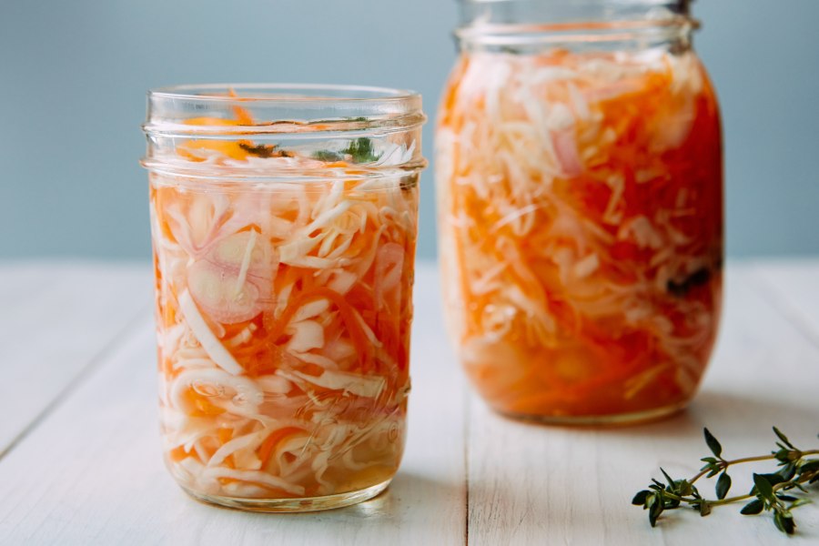Салат болгарским перцем,огурцом,и пекинской капустой