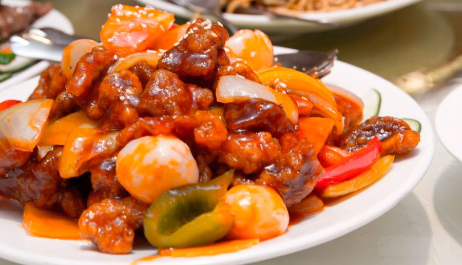 Свинина тушеная с овощами