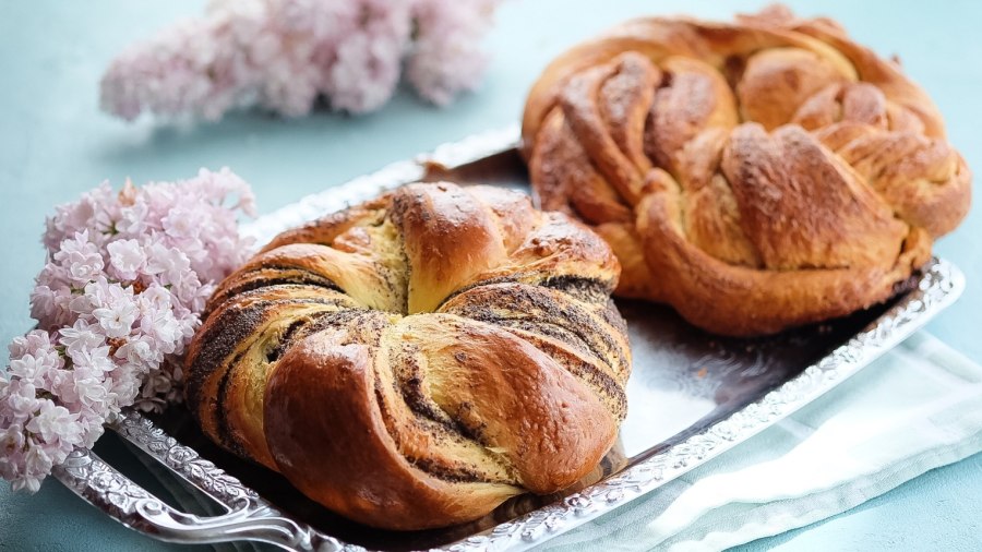 Большие булочки
