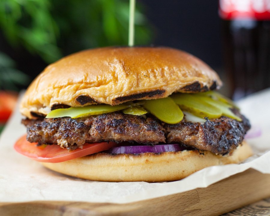 Биг Тейсти в лаваше