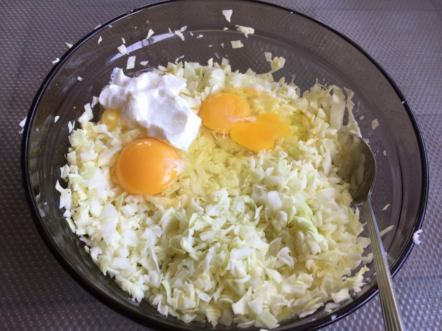 Капуста с яйцом