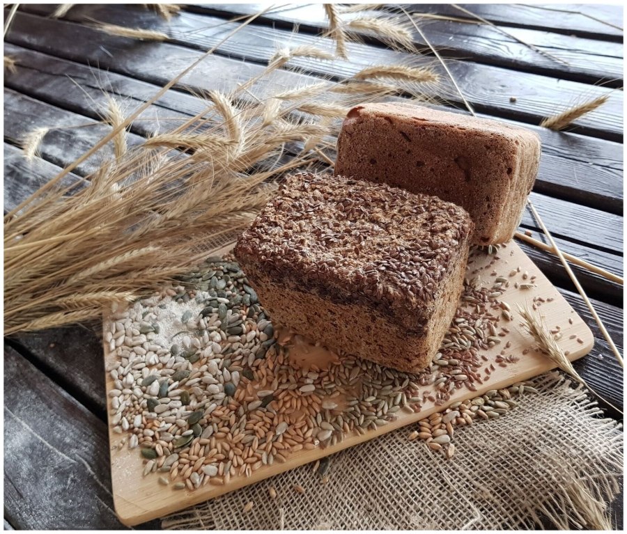 Цельнозерновые ржаные булочки