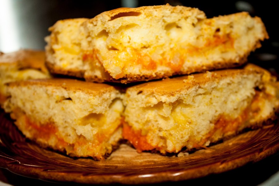 Шарлотка с тыквой