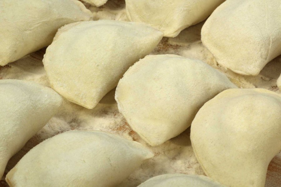 Пельмени с творогом и зеленью