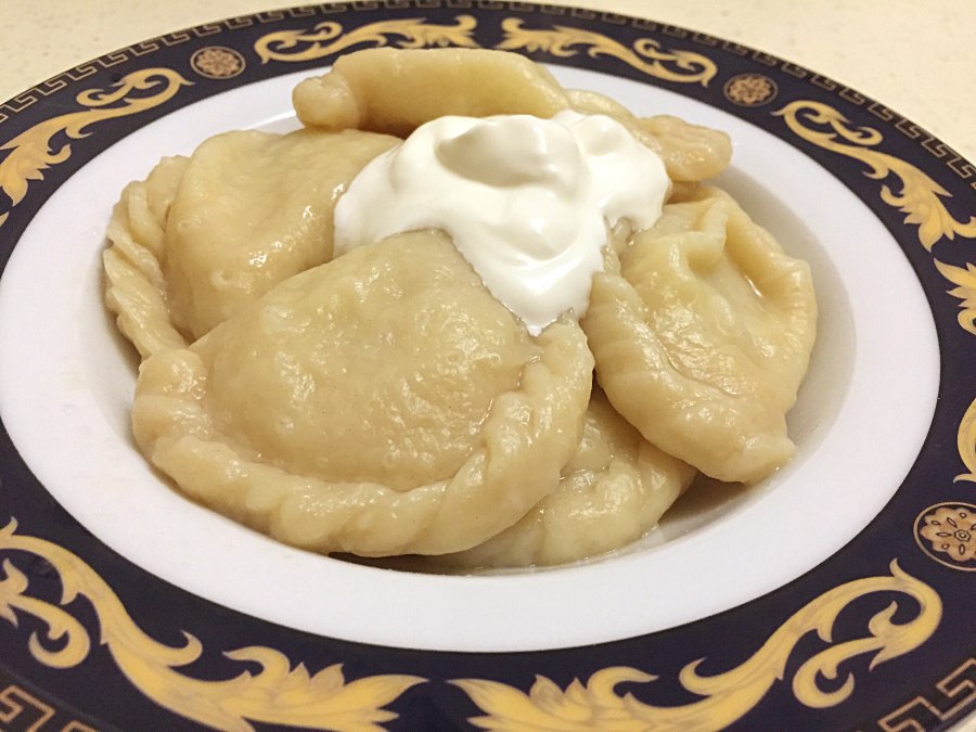 Пельмени запеченные под сыром