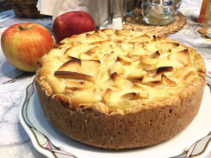 Цветаевский пирог с яблоками от Юлии Высоцкой