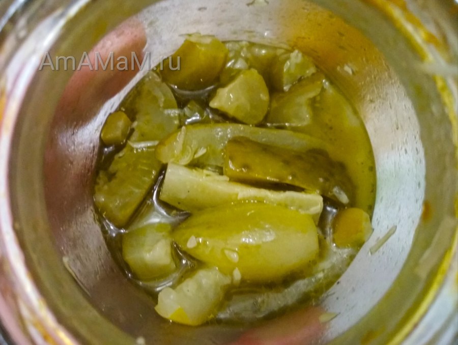 Огурцы в масле на зиму