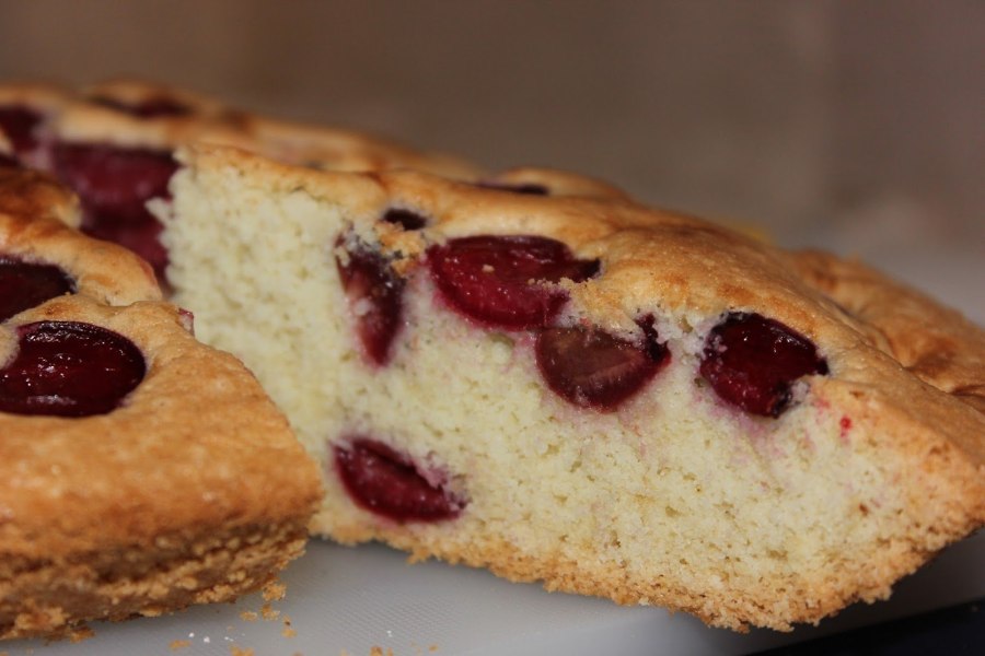 Пирог с изюмом