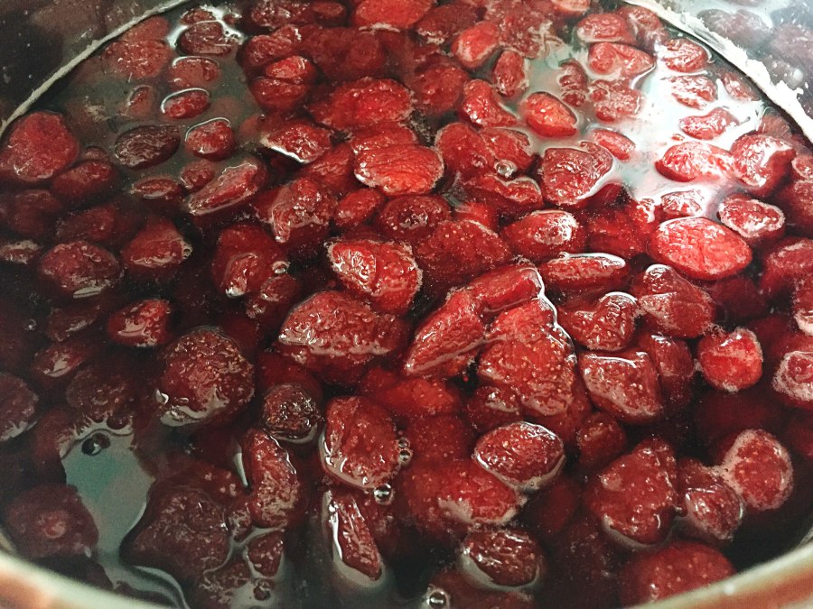 Варенье клубника