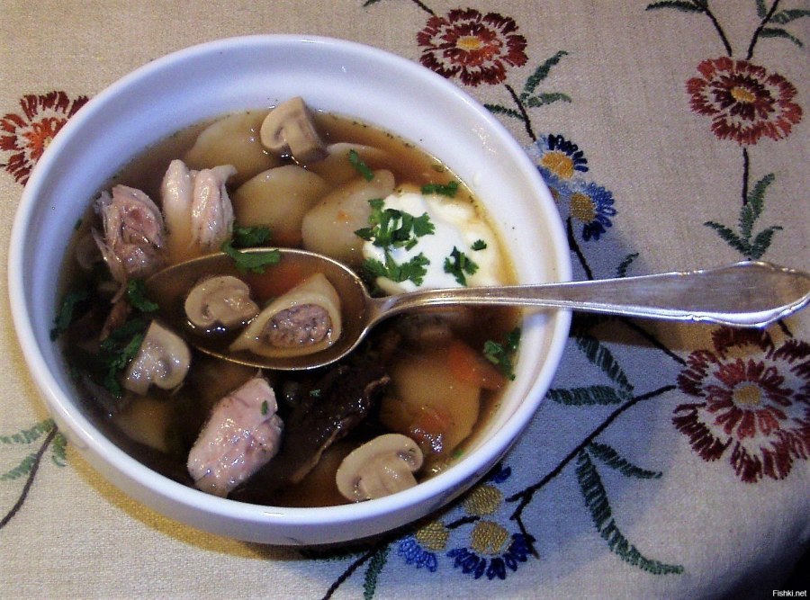 Суп с пельменями и картошкой