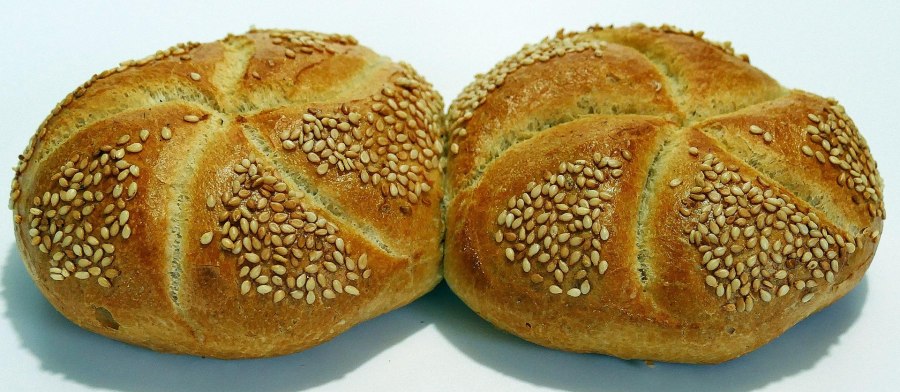Багет с кунжутом