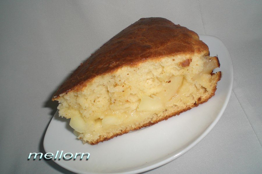 Яблочно–манный пирог