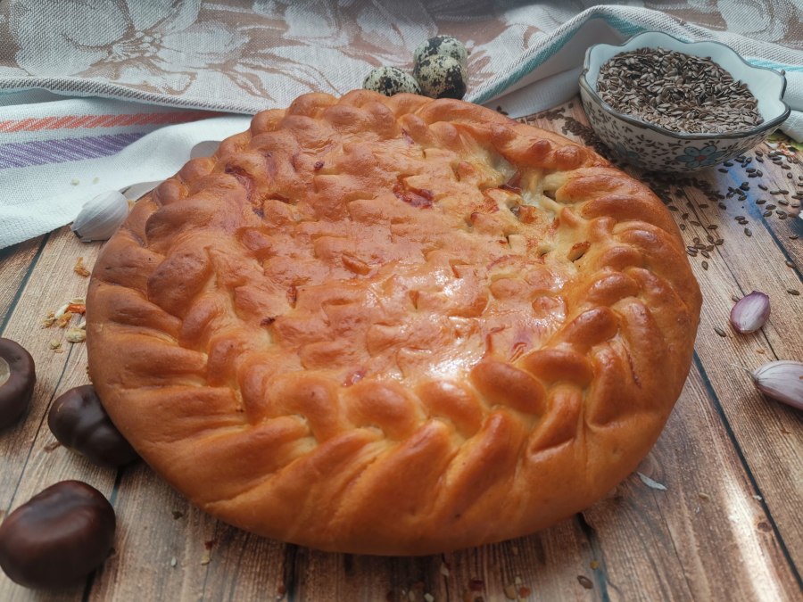 Украшение мясного пирога