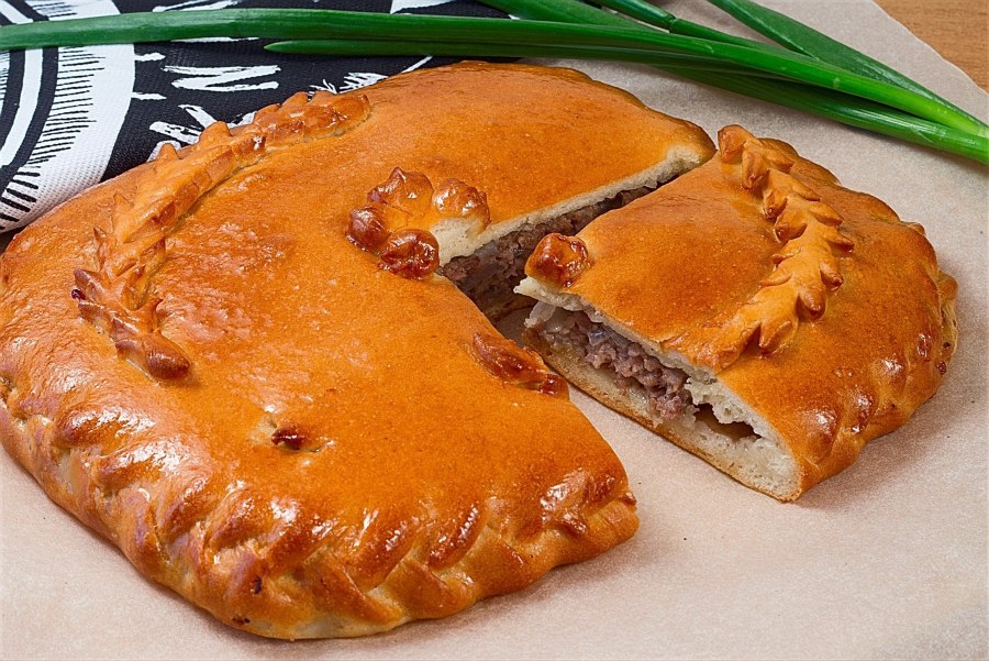 Красивый пирог с мясом