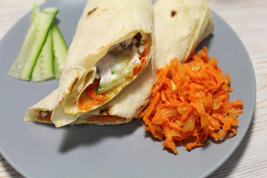 Донер с корейской морковкой